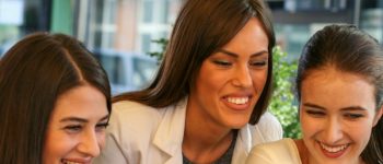 Mentoring versus Coaching 600x600